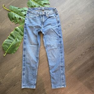 American Eagle '90s Straight Jeans
